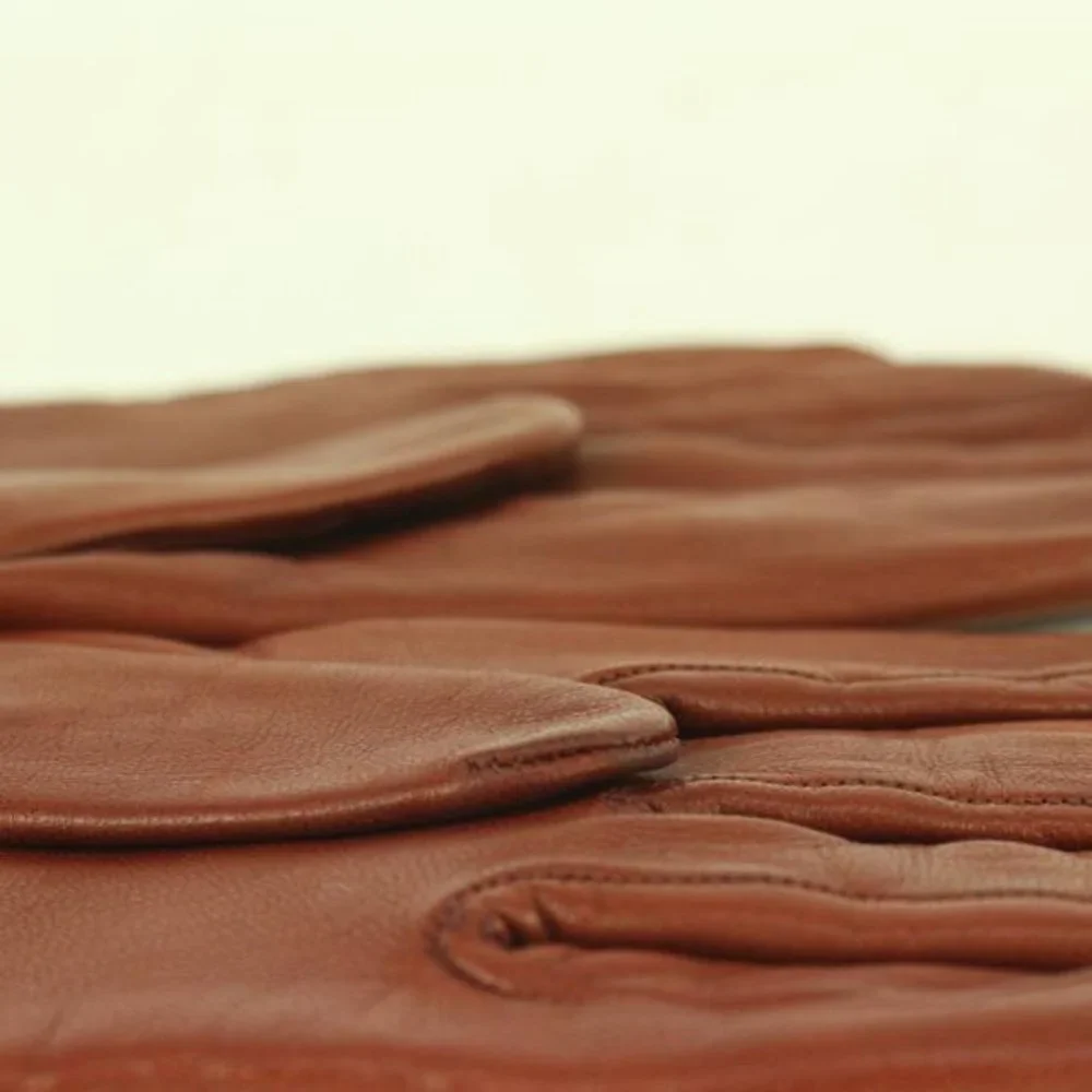 Hermès Size 6 Burgundy Leather Kelly Hommage Glove